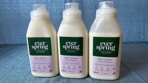 lot 2012 image: Everspring Fabric Softener Lavender Bergamot 32 fl oz 47 Loads (Lot of 3)
