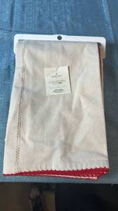 lot 2029 image: Threshold & Target Filler 100% Cotton Table Cloth with Red Border 60x84in