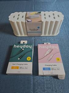 lot 8060 image: heyday Charging Cable Lot 1 USB-C Lightning 1 USB-A Lightning 6 ft