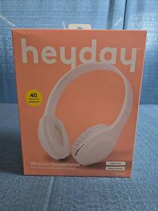 lot 8074 image: heyday Wireless Headphones Bluetooth 5.4 40 Hours Playback