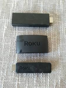 lot 4047 image: Roku Streaming Media Players Lot of 3 HDMI Sticks