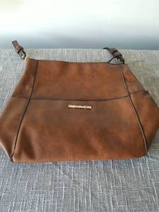 lot 4049 image: TRENDY SHOULDER FASHION PURSE