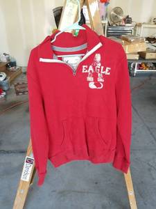 lot 4087 image: American Eagle Outfitters Eagle No77 Half-Zip Sweatshirt MM Red