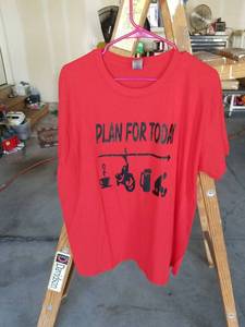 lot 4089 image: Gildan Heavy Cotton T-Shirt Plan For Today Print Red Size L
