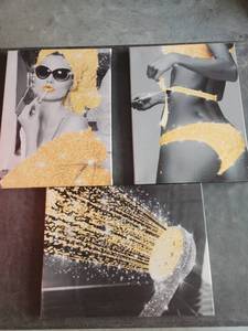 lot 4103 image: Set of 3 Pop Art Canvas Prints with Gold Glitter Accents