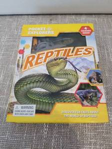 lot 4181 image: Pocket Explorers Reptiles 4 Figurines Educational Set