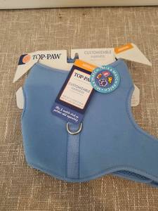 lot 4196 image: Top Paw Customizable Harness Medium Blue