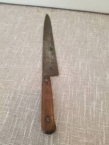 lot 4205 image: Antique Knife with Wood Handle