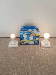 lot 4209 image: As Seen on TV Insta Bulb Set of 4