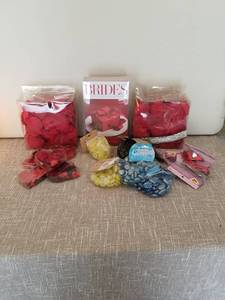 lot 4232 image: Wedding Decorative Lot Rose Petals Accents Gems Brides