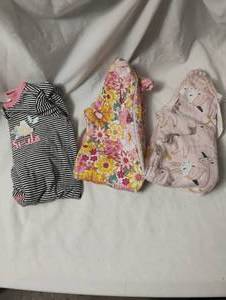 lot 35700 image: CHILDRENS set of 3 sleepers size 0-3m