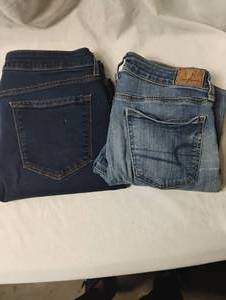 lot 35725 image: gently used youth boys size 6 denim jeans. American eagle and old navy