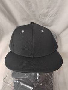 lot 35782 image: NV Black Cap Sz LG-XL - 12 Count.