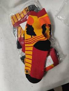 lot 35795 image: new-unisex sunset with bird design crew sock. size S 10 pk