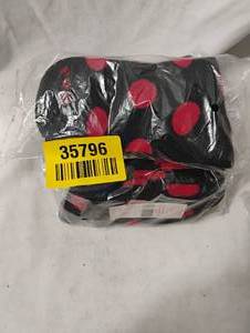 lot 35796 image: new-unisex black with red poke a dots crew socks. size L 10 pk