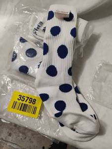 lot 35798 image: new-unisex white with blue poke a dots crew socks size M - 10 Count.