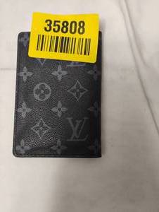lot 35808 image: LvL 5 Replica - Louis Vitton Bi-Fold Wallet.