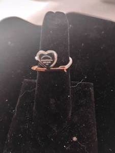 lot 35843 image: LvL 5 Replica - Tiffany & Co. - Return to Tiffany lovestruck Ring.