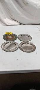 lot 36031 image: W.m.A Rogers Silversmith Plates (5)