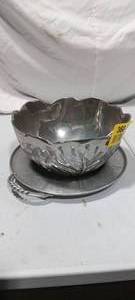 lot 36042 image: Hecho EN Mexico & B.W Buenhlum Silver Plated Bowel and Platter