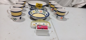lot 36052 image: Gibson Lemon Glass Set