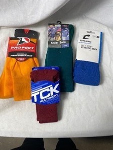 lot 35773 image: multi sport athletic sock, green size L, blue size S, orange L, red size S 4 pair package