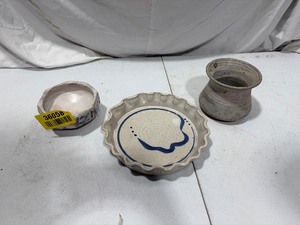 lot 36058 image: Handmade Pottery Signed by Artists