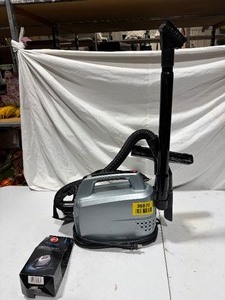 lot 36070 image: Hoover Vacuum Cleaner