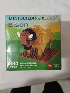 lot 35864 image: Mini Building Blocks - Bison.