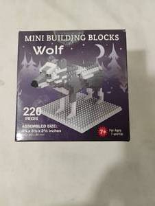 lot 35875 image: Mini Building Blocks - Wolf.