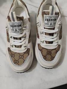 lot 35876 image: LvL 5 Replica - Gucci Tennis Shoes - Size 37.