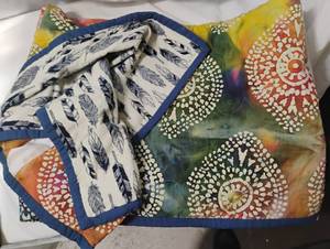 lot 35883 image: Beautiful Quilt Made In Mexico.