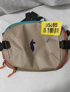 lot 35885 image: Dark Khaki Cotopaxi Allpa X 4L Hip Pack.