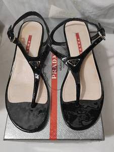 lot 35892 image: Prada Milano Dal 1913 Womans Shoes - Size 6.
