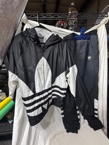 lot 35910 image: Nice Matching Adidas Jump Suit - Jacket & Pants - XS