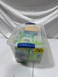 lot 36078 image: Misc. Swiffer Cleaner Dusters