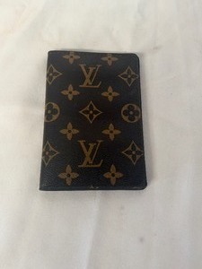 lot 35814 image: LvL 5 Replica - Louis Vuitton Bi-fold Wallet.