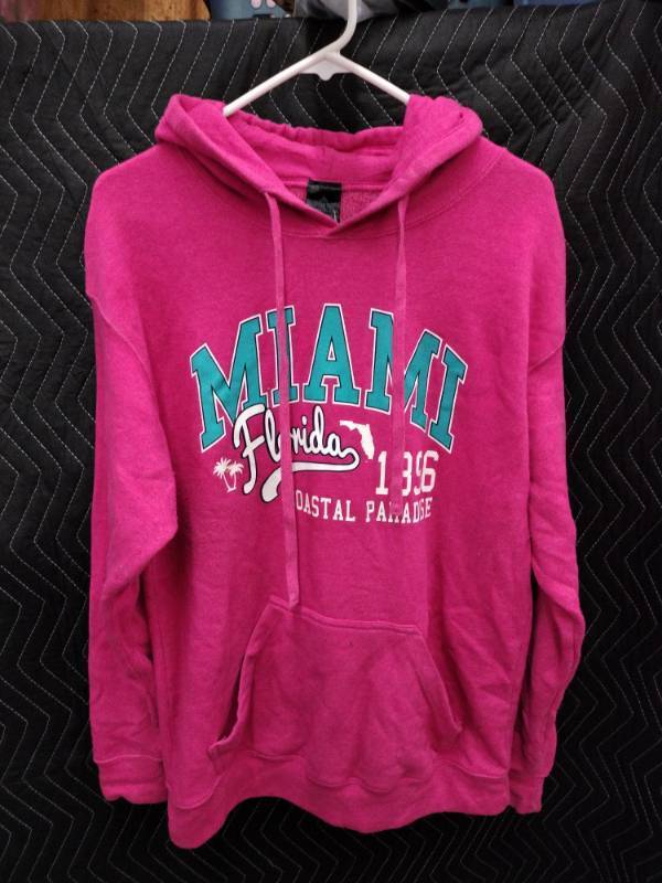 lot 9139 image: Point Sportswear Miami Florida Coastal Paradise Pink Pullover Hoodie Size S