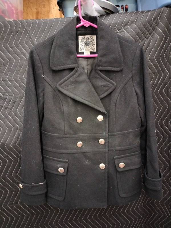 lot 9154 image: Black Double-Breasted Jacket Size L w Flap Pockets & Button Cuff Tabs