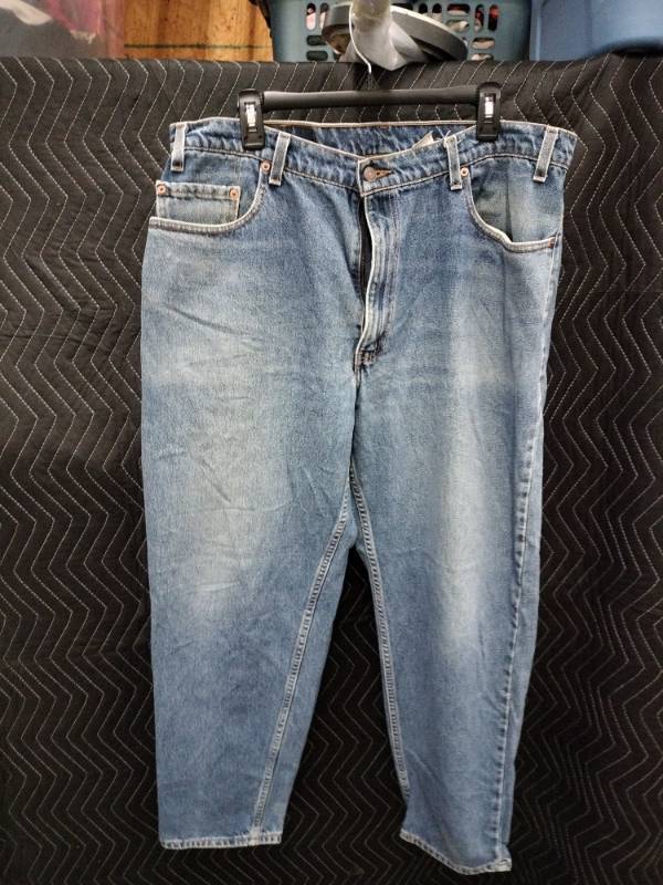 lot 9165 image: Levis 560 Loose Fit Tapered Leg Mens Jeans W38 L30 Medium Wash Denim
