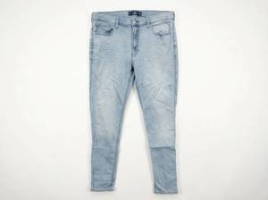 lot 615 image: Hollister California Mens Light Wash Skinny Jeans Size 38x32