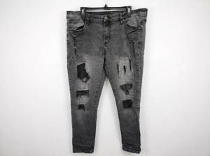 lot 618 image: Rue21 Mens Slim Taper Supreme Flex Distressed Gray Jeans 3832