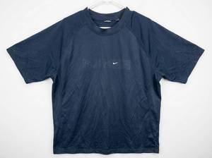 lot 653 image: Nike Navy Blue Short Sleeve Raglan Athletic Shirt with Embossed Logo