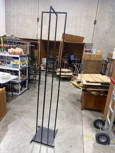 lot 219 image: Iron stand for pillows 86 x 17 x 17 in