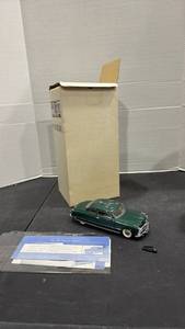 lot 1011 image: 1951 Hudson Hornet green scale model car with box
