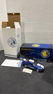 lot 1031 image: 2007 Ford Shelby GT500 Coupe blue and white  scale model car with box