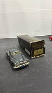 lot 1081 image: 1953 Buick Skylark Brooklin Models 143 scale die cast metal automobile with box