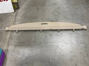 lot 2129 image: Retractable cargo cover tan
