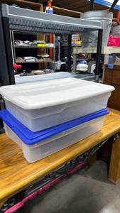 lot 2507 image: Storage totes and lids (2)