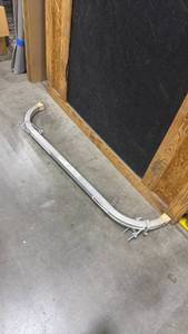lot 2514 image: Model AC96 Stabilizer for extension ladder